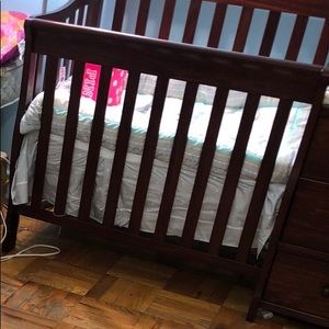 Crib 2 &1 toddler crib